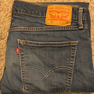 Levi jeans